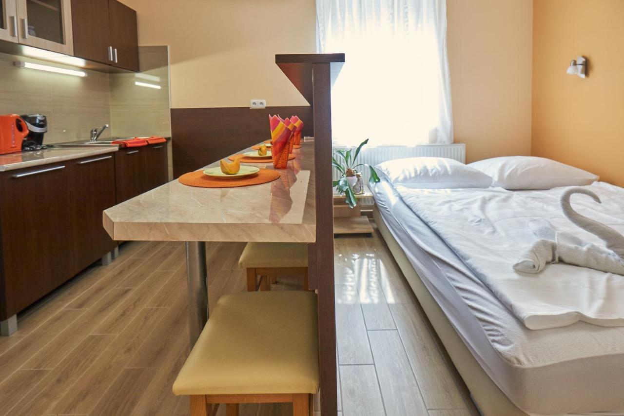 Amulett Comfort Apartment Hajdúszoboszló Extérieur photo