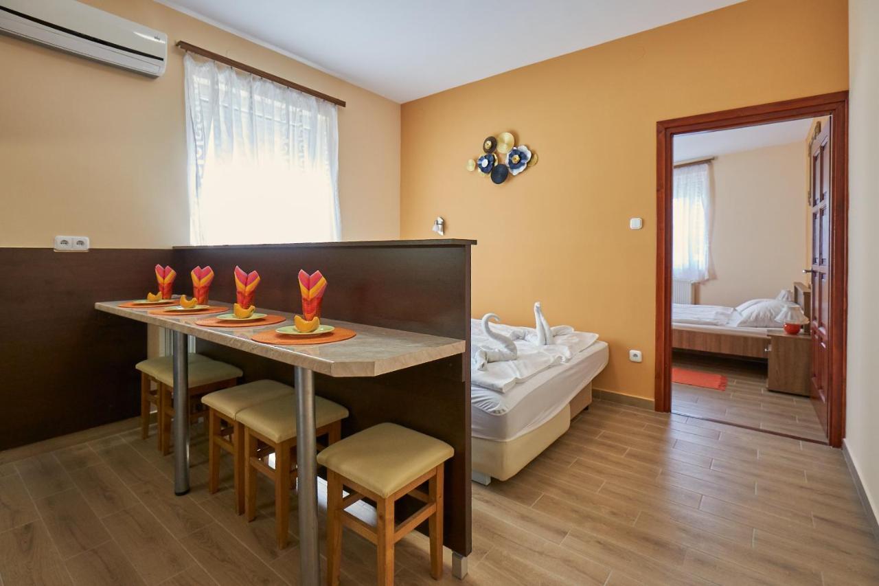 Amulett Comfort Apartment Hajdúszoboszló Extérieur photo
